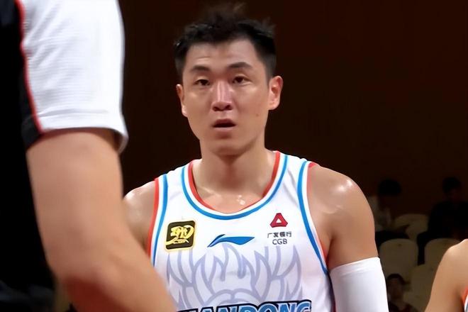 胜深圳 球员评价：2人满分5人及格3人龙8游戏国际登录山东121-118战(图2)
